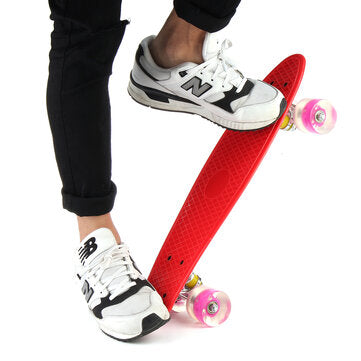 LED Mini Skateboard 22 '' 4 PU Rad Single Warping Board Jugendliche Kinder Skateboard